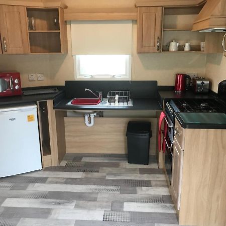 Accessible Wheelchair Friendly Caravan, Lg24, Shanklin, Isle Of Wight Exterior photo